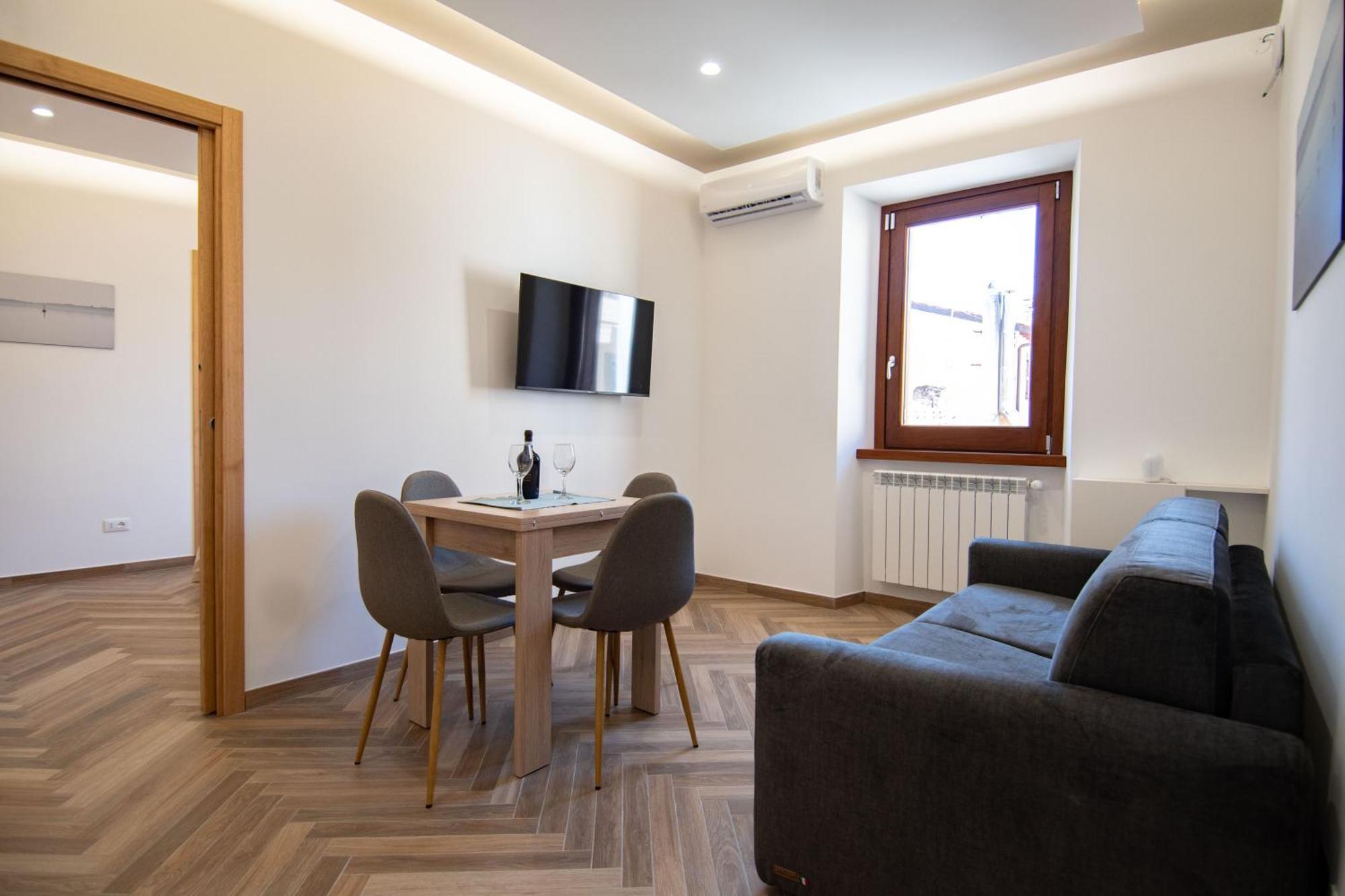 Finestra Sul Borgo Apartment Trevignano Romano Luaran gambar